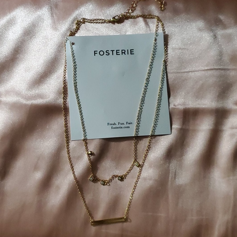 Fosterie gold necklace